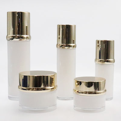 Zusammengepasste Verpackung mit Pump- und Kappe-Kosmetik mit Acrylkappe